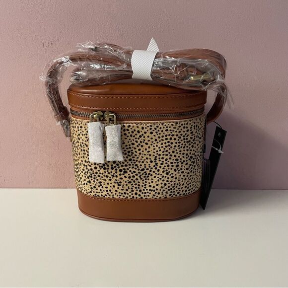 Street Level Faux Hair Brown Faux Leather & Tan Cheetah Print Bucket Bag NWT - Picture 1 of 9